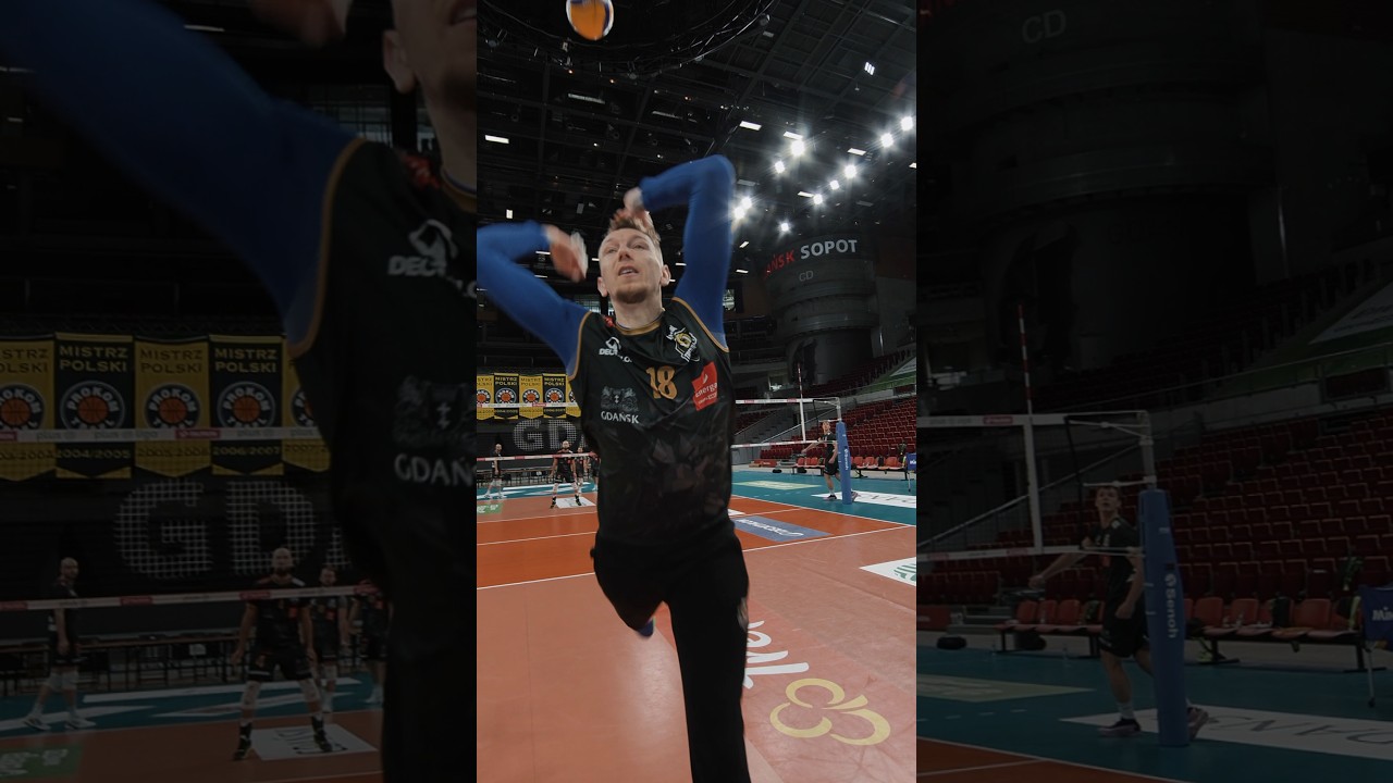 Poranny rozruch przed inauguracją sezonu z Barkomem-Każany Lwów 🔥 | Energa Trefl Gdańsk #Shorts